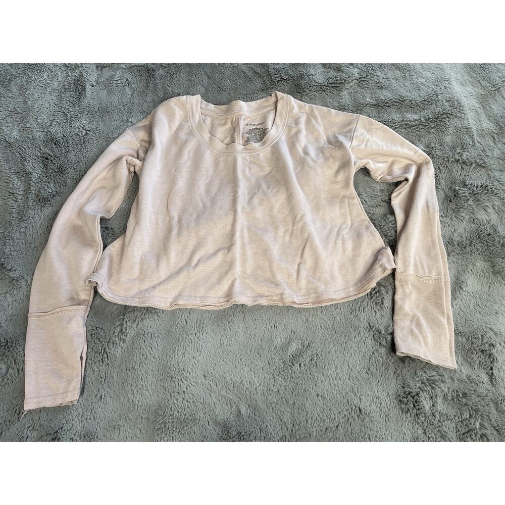 Xhilaration Women's Top Pink Long Sleeve Shirt Size Small Athletic Crop Top - Picture 6 of 10